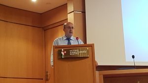 Μετεκπαιδευτικά μαθήματα Ιατρικό Διαβαλκανικό ομιλία για τον αναπλαστικό καρκίνο θυρεοειδούς