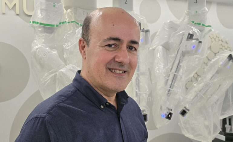 Ρομποτική χειρουργική με το υπερσύγχρονο ρομποτικό σύστημα Da Vinci 4ης γενιάς 16 Ρομποτική χειρουργική. Ρομποτικό σύστημα Da Vinci